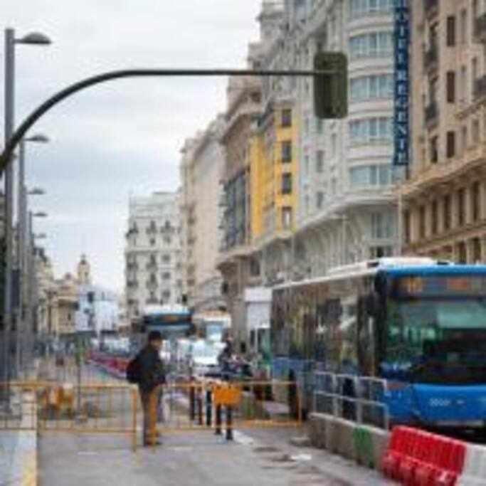 Apartamento Sotano En Gran Via Madrid Kültér fotó