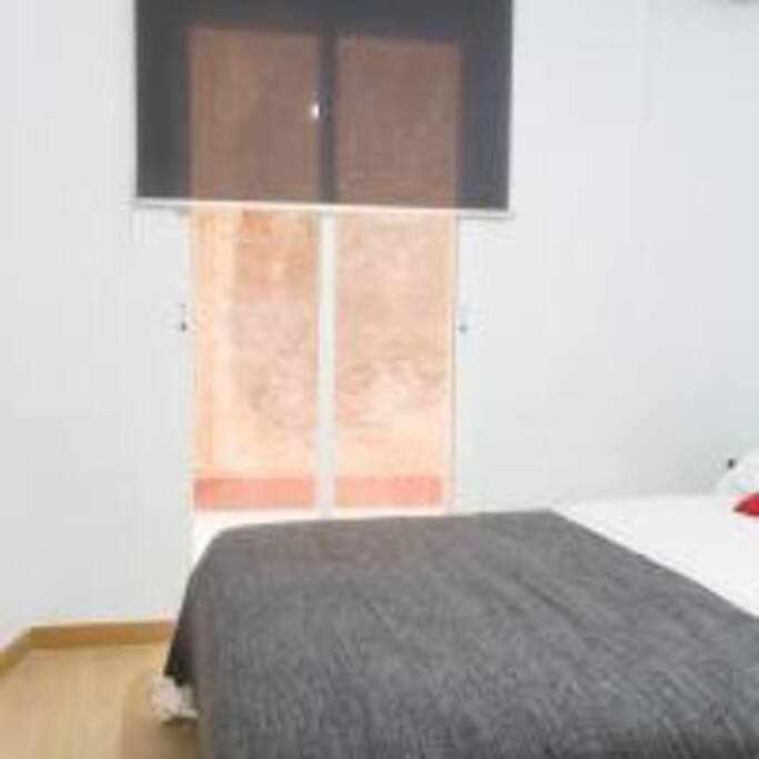 Apartamento Sotano En Gran Via Madrid Kültér fotó