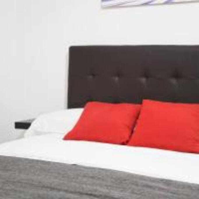 Apartamento Sotano En Gran Via Madrid Kültér fotó