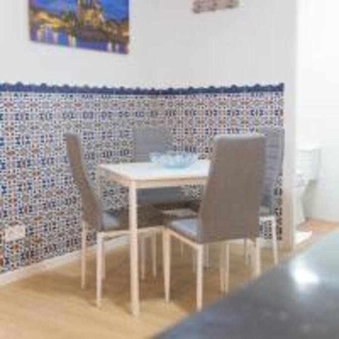 Apartamento Sotano En Gran Via Madrid Kültér fotó