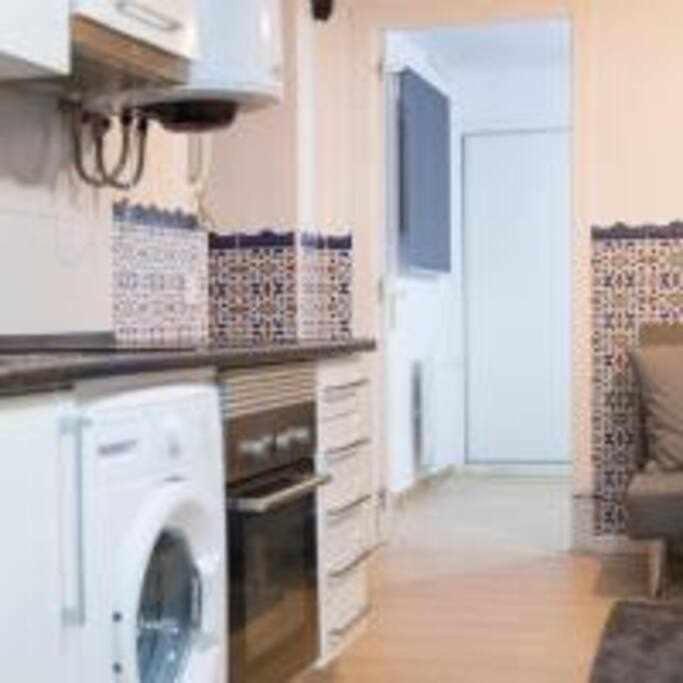 Apartamento Sotano En Gran Via Madrid Kültér fotó